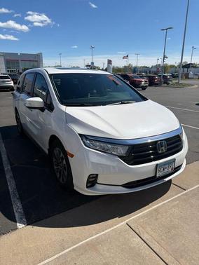 Platinum White Pearl 2024 Honda Odyssey EX-L