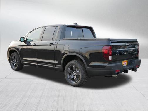 Crystal Black Pearl 2026 Honda Ridgeline TrailSport