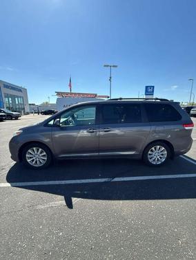 Predawn Gray Mica 2014 Toyota Sienna XLE