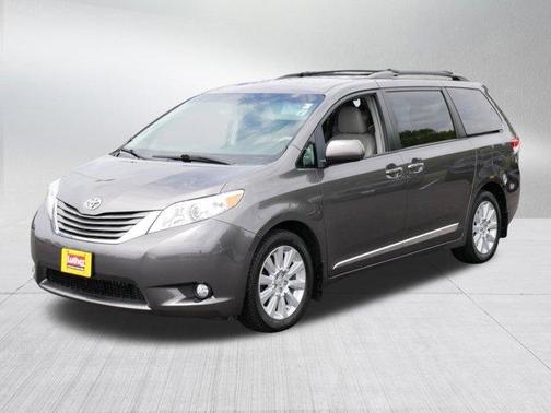 Predawn Gray Mica 2014 Toyota Sienna XLE