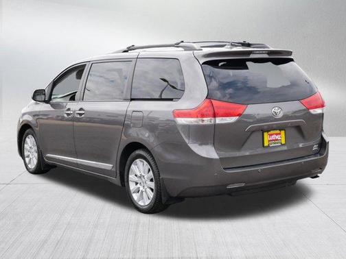 Predawn Gray Mica 2014 Toyota Sienna XLE