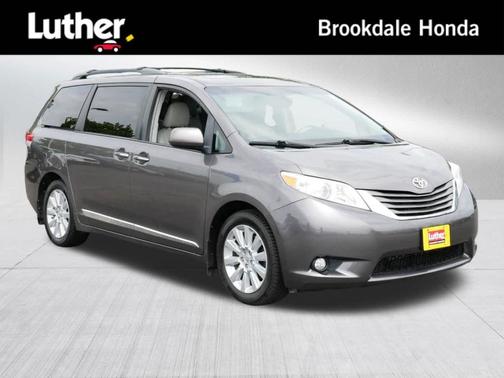 Predawn Gray Mica 2014 Toyota Sienna XLE