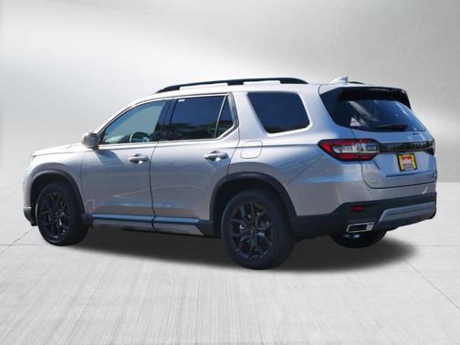 2025 Honda Pilot Touring+