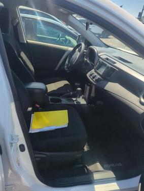 Super White 2017 Toyota RAV4 LE