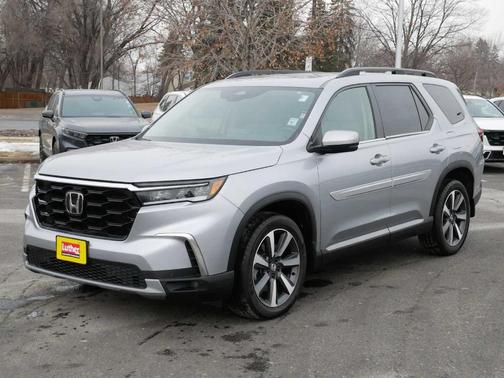 2023 Honda Pilot Touring