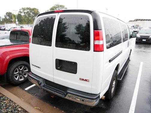 2019 GMC Savana 3500 LS