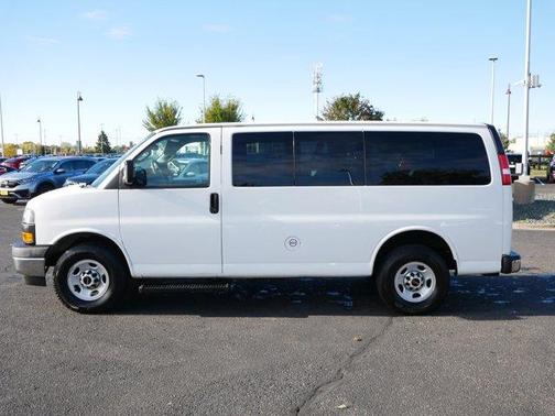 2019 GMC Savana 3500 LS