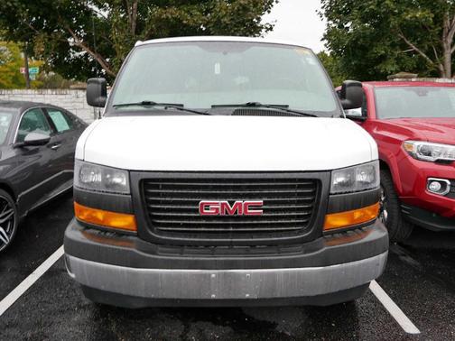 2019 GMC Savana 3500 LS
