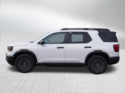 Platinum White Pearl 2026 Honda Passport TrailSport