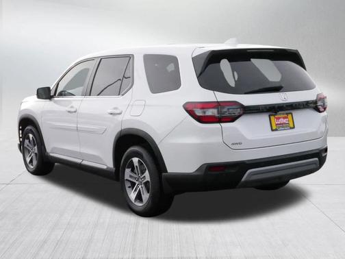 2024 Honda Pilot EX-L 7-Passenger