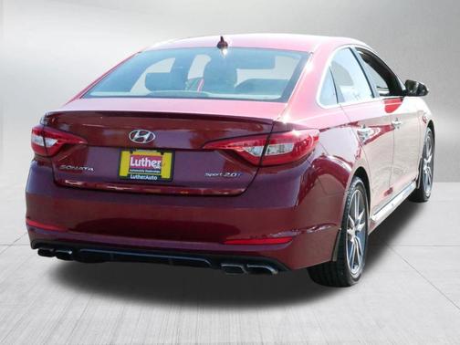 2015 Hyundai SONATA Sport 2.0T