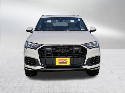 Vicuna Beige Metallic 2022 Audi Q7 55 Premium Plus