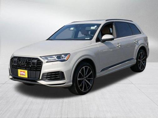 Vicuna Beige Metallic 2022 Audi Q7 55 Premium Plus