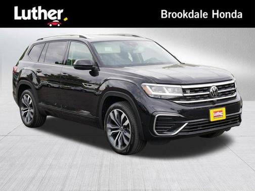 Deep Black Pearl Effect 2023 Volkswagen Atlas 3.6L SEL Premium R-Line