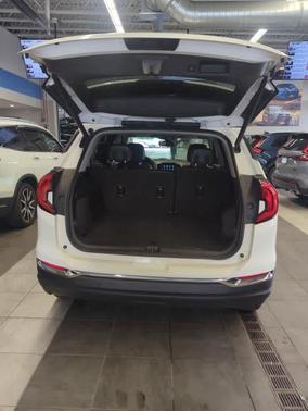 Summit White 2018 GMC Terrain SLT