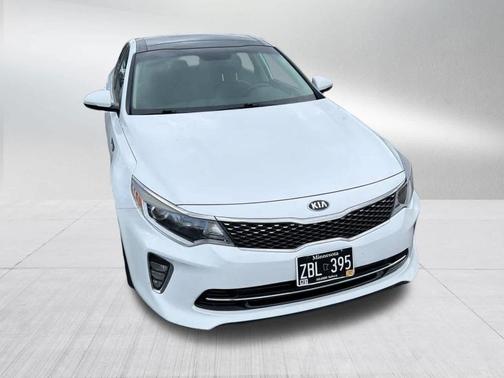 Snow White Pearl 2018 Kia Optima S