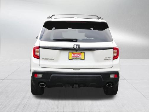 2019 Honda Passport Elite