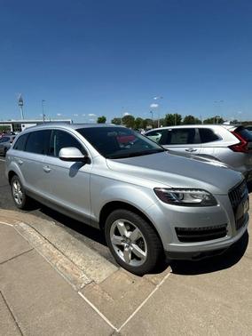 Silver 2013 Audi Q7 3.0T Premium Plus