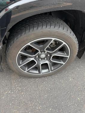 Diamond Black 2019 RAM 1500 Laramie