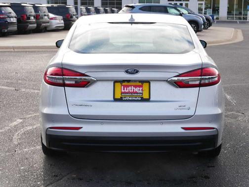 2019 Ford Fusion Hybrid SE