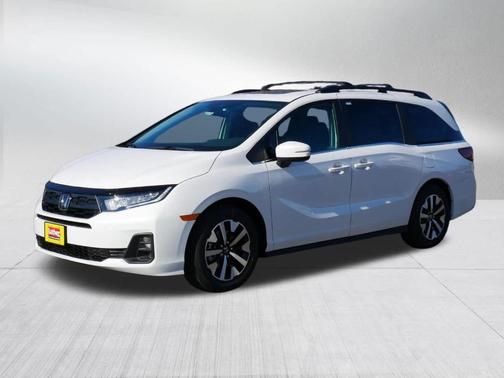 Platinum White Pearl 2026 Honda Odyssey EX-L