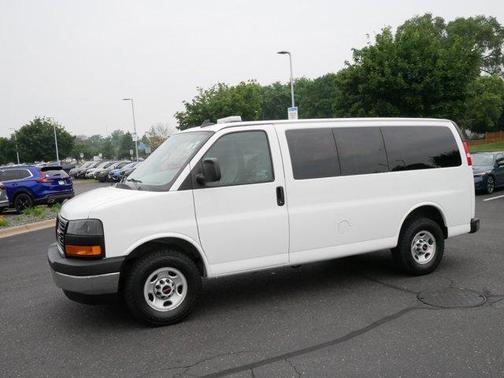 2018 GMC Savana 3500 LS