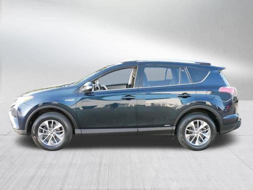 2017 Toyota RAV4 Hybrid XLE