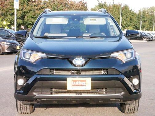 2017 Toyota RAV4 Hybrid XLE