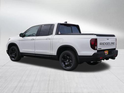 2026 Honda Ridgeline Black Edition Two-Tone