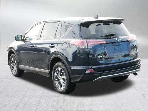 2018 Toyota RAV4 Hybrid LE