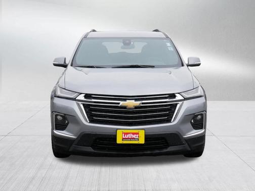 Sterling Gray Metallic 2023 Chevrolet Traverse LT Cloth