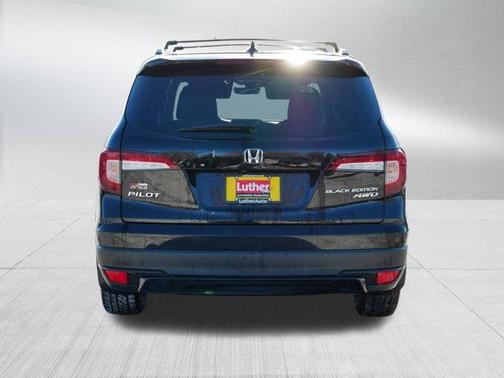 2022 Honda Pilot Black Edition