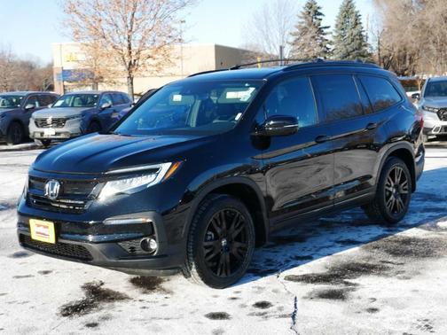 2022 Honda Pilot Black Edition