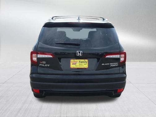 2022 Honda Pilot Black Edition