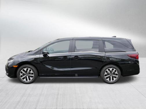 Crystal Black Pearl 2026 Honda Odyssey EX-L