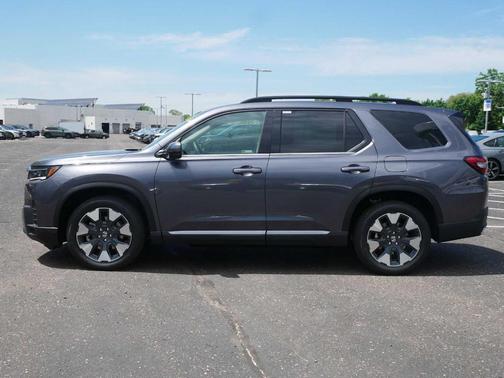 Modern Steel Metallic 2026 Honda Pilot Elite