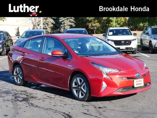2016 Toyota Prius Four Touring