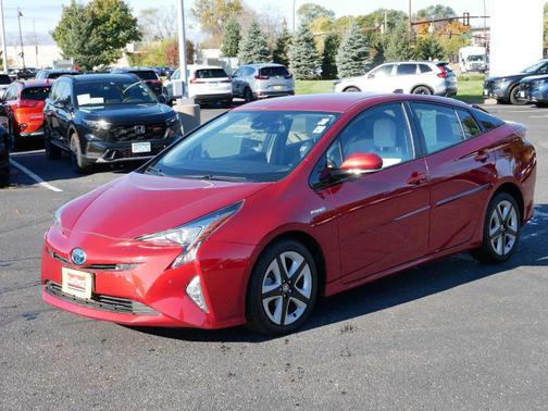 2016 Toyota Prius Four Touring