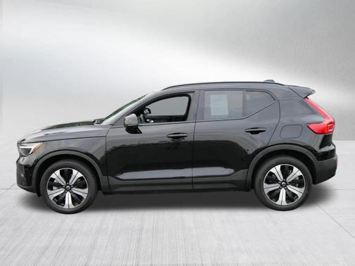 2023 Volvo XC40 Recharge Pure Electric Twin Plus