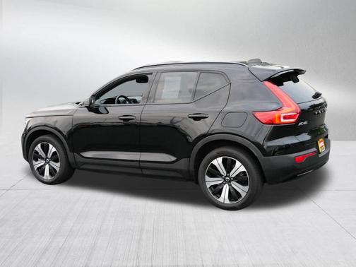 2023 Volvo XC40 Recharge Pure Electric Twin Plus