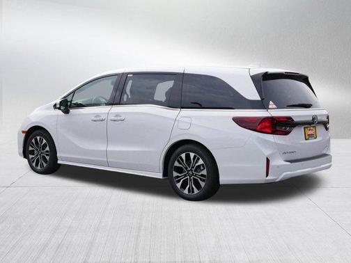 Platinum White Pearl 2026 Honda Odyssey Elite