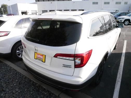 2022 Honda Pilot Special Edition