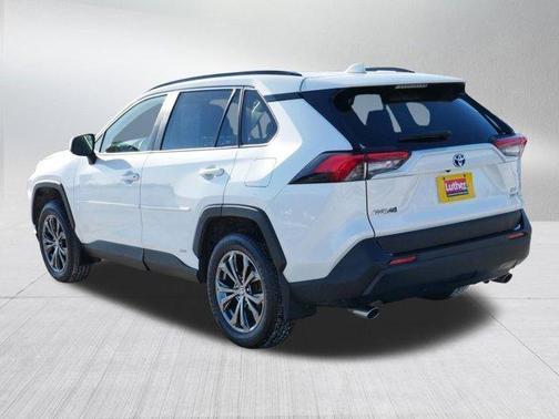 2022 Toyota RAV4 Hybrid XLE Premium