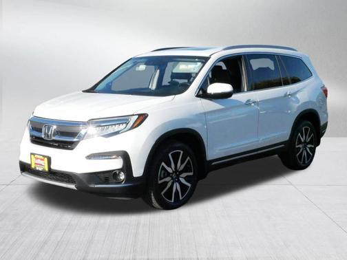 2022 Honda Pilot Touring 7-Passenger
