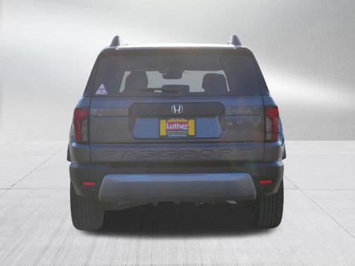 Modern Steel Metallic 2026 Honda Passport RTL