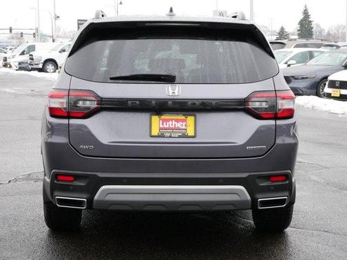 2023 Honda Pilot Touring