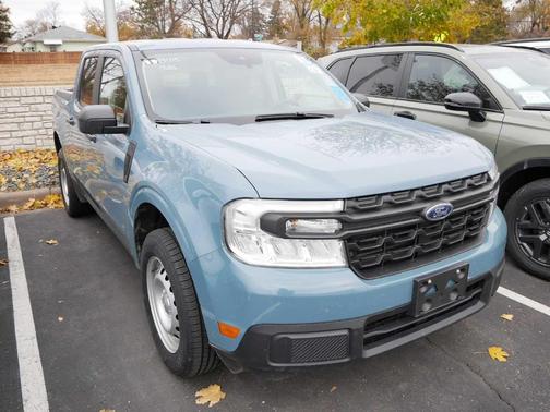2022 Ford Maverick XL