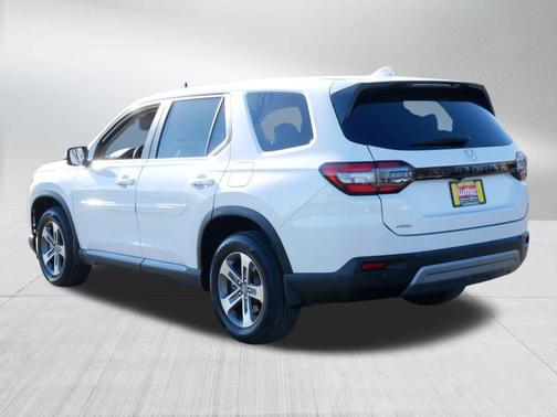 2023 Honda Pilot EX-L 7-Passenger