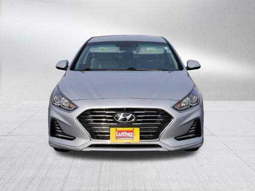 2019 Hyundai SONATA Hybrid SE