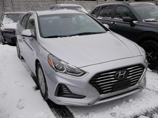 2019 Hyundai SONATA Hybrid SE